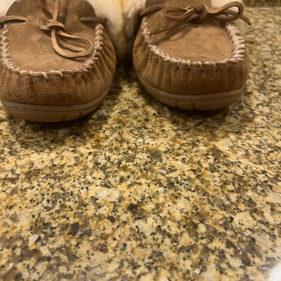 L.L. Bean Tan Moccasins with Cream Lining - Picture 3 of 9